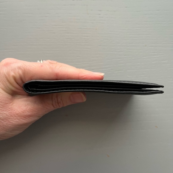 GUESS Mens Black Wallet - Picture 10 of 12